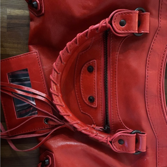 City Bag - Picture 5 of 9